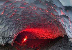 Dünyanın En Güzel ve Gizemli Mağaraları
